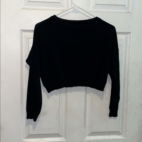 Black crop top - Picture 3 of 3